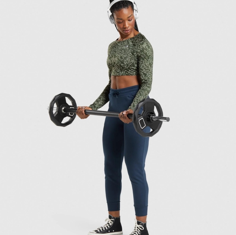 NWOT Gymshark Green Camo Long Sleeve Crop - Picture 5 of 5